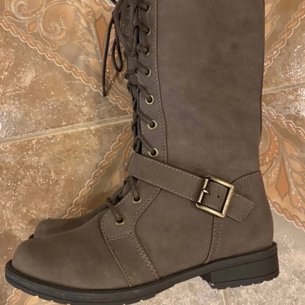 Report boots